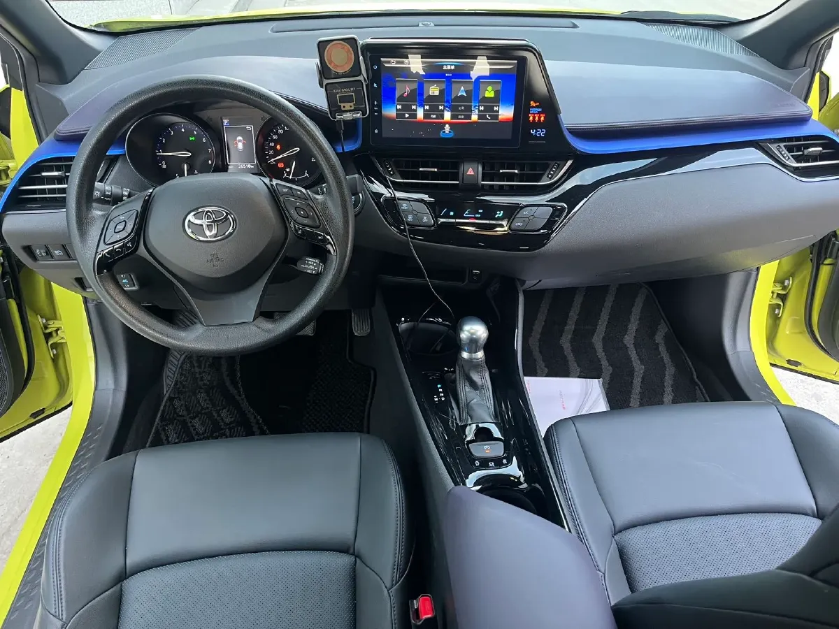 2020 Toyota C-HR 2.0L 171HP L4 CVT,autocango,china used car exporter,china ev exporter,chinese used car exporter,chinese used ev exporter
