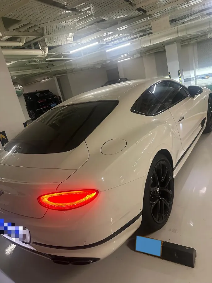 2023 Bentley Continental 4.0T 549HP V8 8DCT,autocango,china used car exporter,china ev exporter,chinese used car exporter,chinese used ev exporter