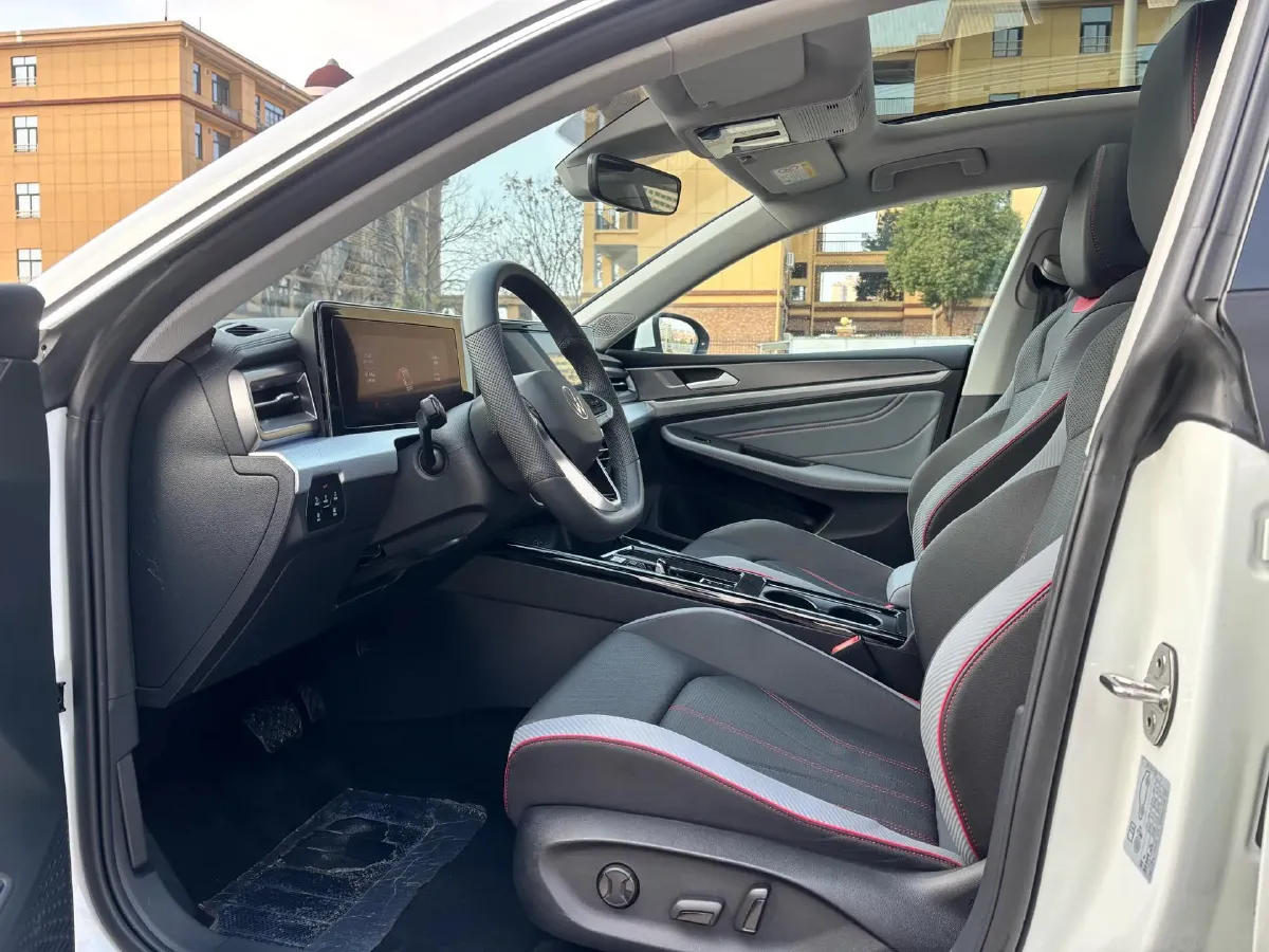 2024 Volkswagen Lamando 1.4T 150HP L4 7DCT,autocango,china used car exporter,china ev exporter,chinese used car exporter,chinese used ev exporter