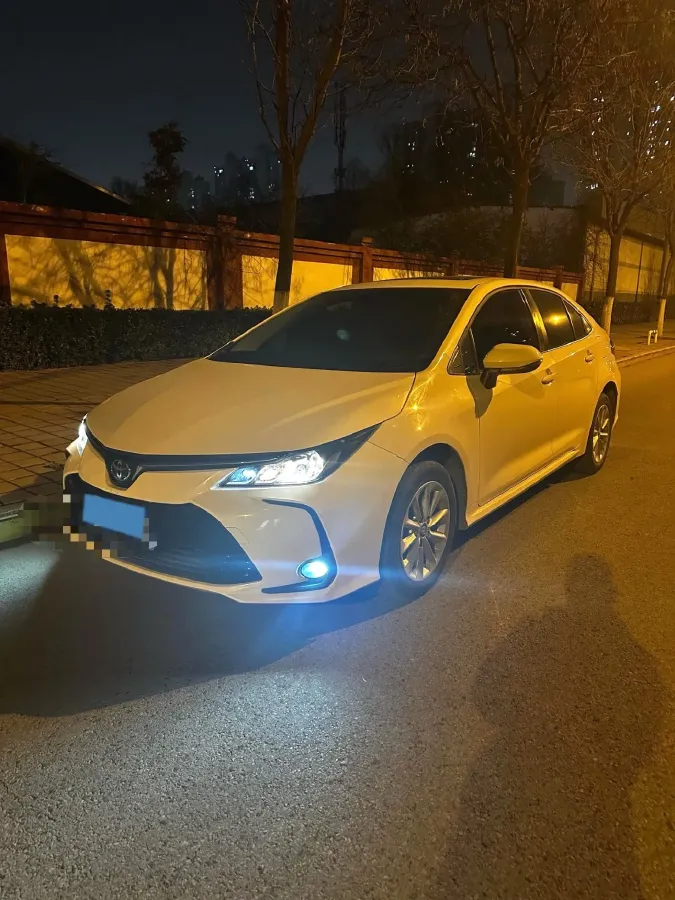 2021 Toyota Corolla 1.2T 116HP L4 CVT,autocango,china used car exporter,china ev exporter,chinese used car exporter,chinese used ev exporter