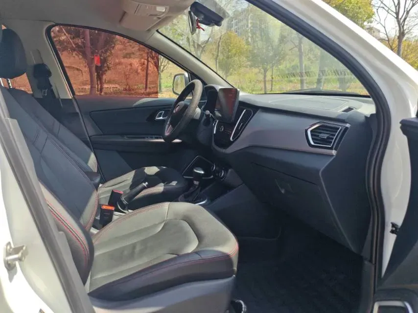 2017 FAW Senia R7 1.6L 116HP L4 6AT,autocango,china used car exporter,china ev exporter,chinese used car exporter,chinese used ev exporter