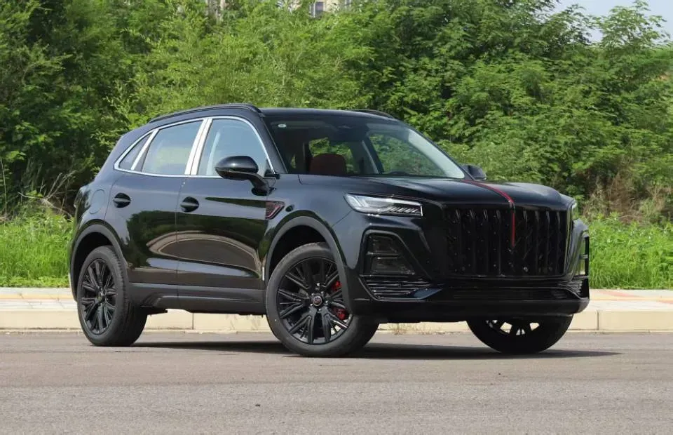 2025 HongQi HS5 2.0T 252HP L4 8AT,autocango,china used car exporter,china ev exporter,chinese used car exporter,chinese used ev exporter