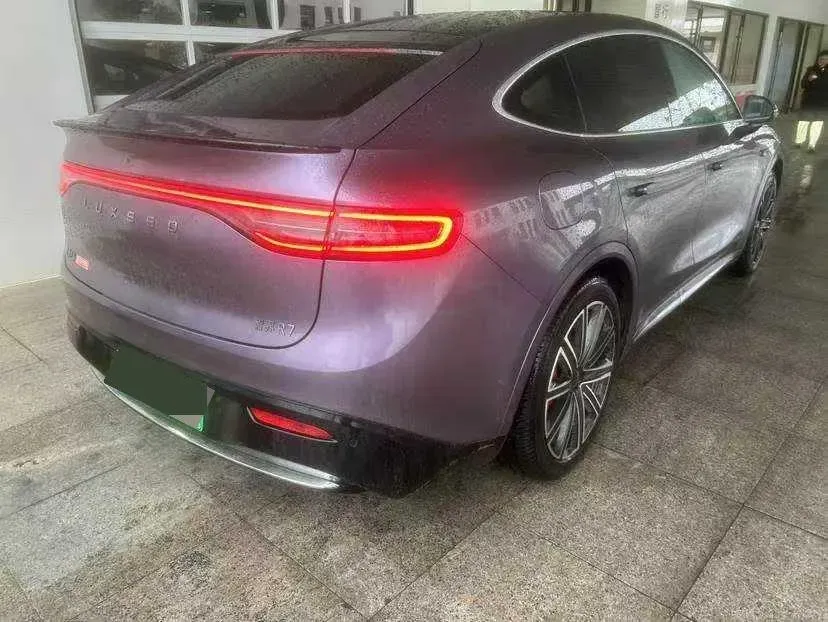 2025 Luxeed R7 REEV 156HP REEV,autocango,china used car exporter,china ev exporter,chinese used car exporter,chinese used ev exporter