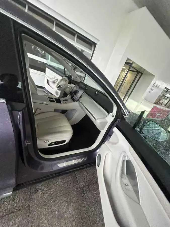 2025 Luxeed R7 REEV 156HP REEV,autocango,china used car exporter,china ev exporter,chinese used car exporter,chinese used ev exporter