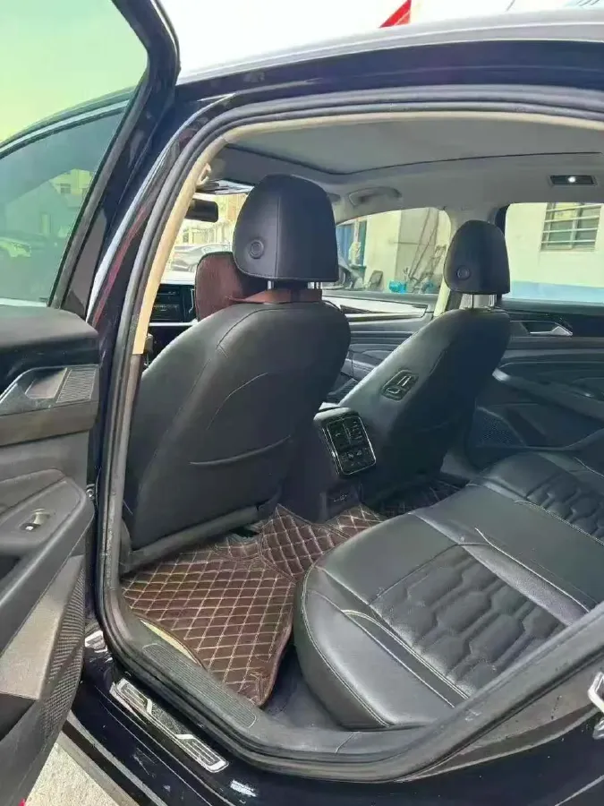 2021 Volkswagen Passat 2.0T 186HP L4 7DCT,autocango,china used car exporter,china ev exporter,chinese used car exporter,chinese used ev exporter