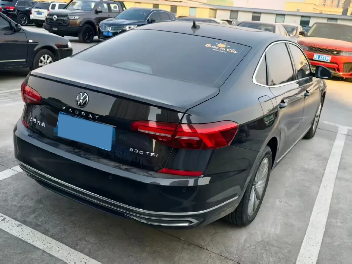 2021 Volkswagen Passat 2.0T 186HP L4 7DCT,autocango,china used car exporter,china ev exporter,chinese used car exporter,chinese used ev exporter