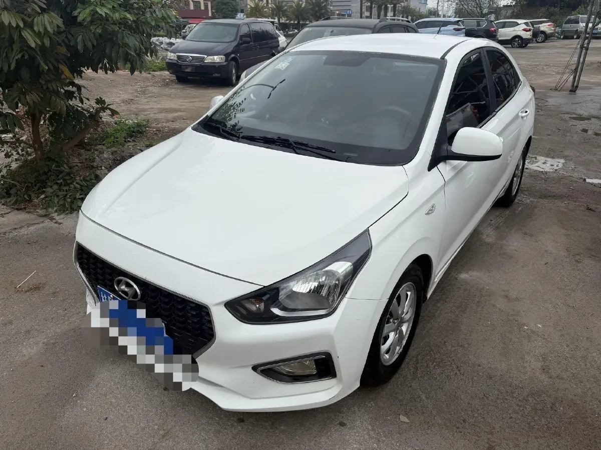 2017 Hyundai Reina 1.4L 95HP L4 5MT,autocango,china used car exporter,china ev exporter,chinese used car exporter,chinese used ev exporter