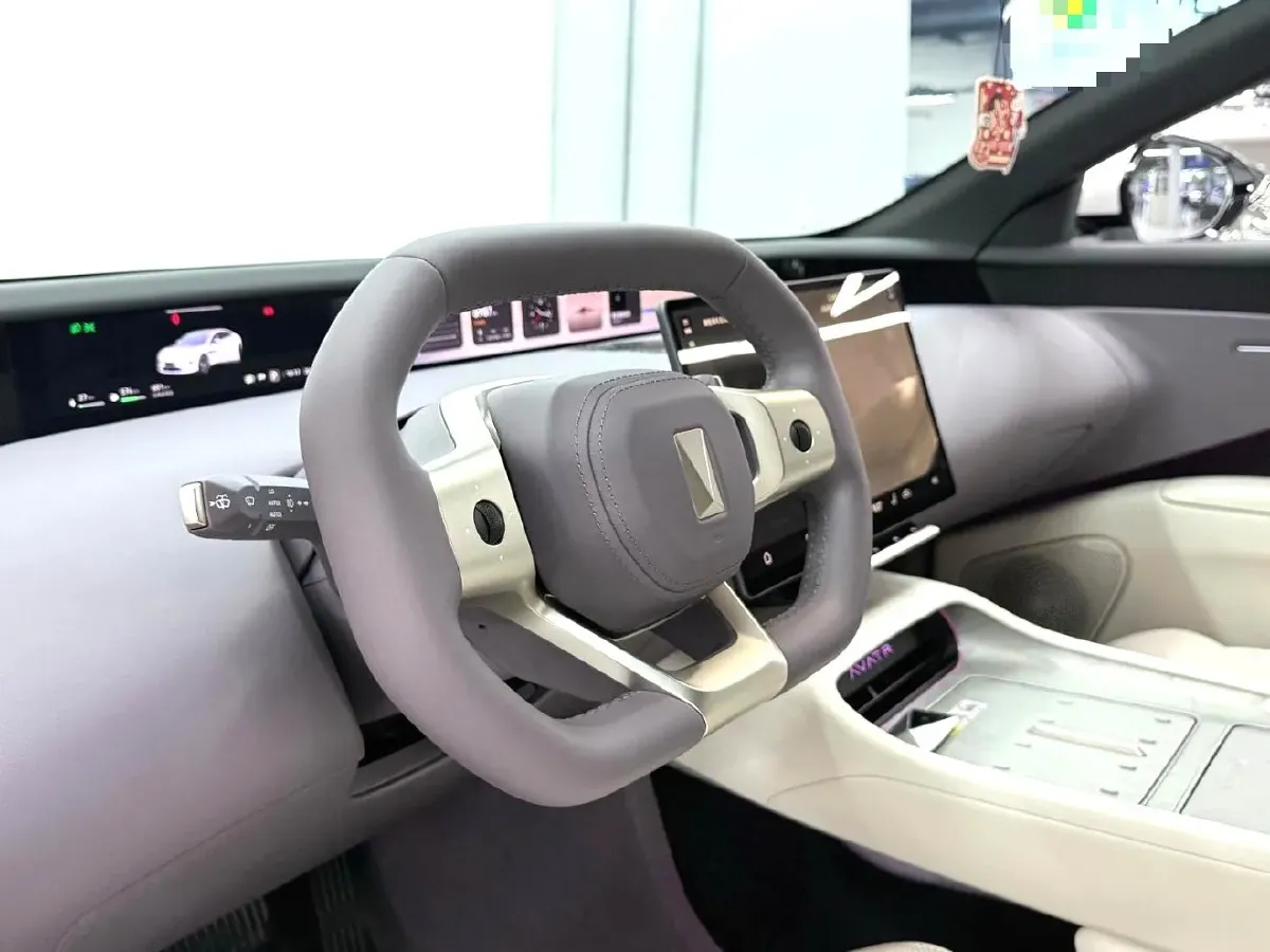 2025 Avatr 12 1.5T 156HP L4 REEV 39.05KWH,autocango,china used car exporter,china ev exporter,chinese used car exporter,chinese used ev exporter