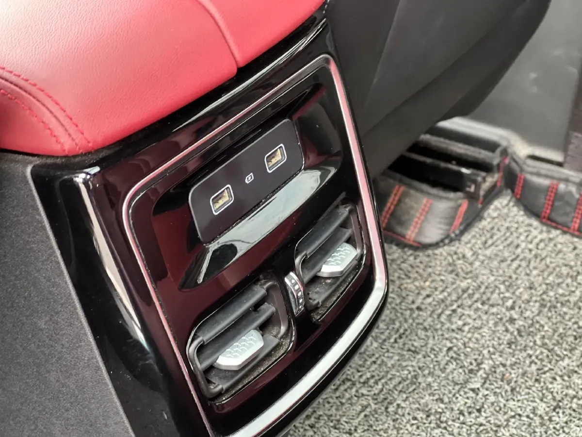 2023 Jetour X70 PRO 1.6T 197HP L4 7DCT,autocango,china used car exporter,china ev exporter,chinese used car exporter,chinese used ev exporter