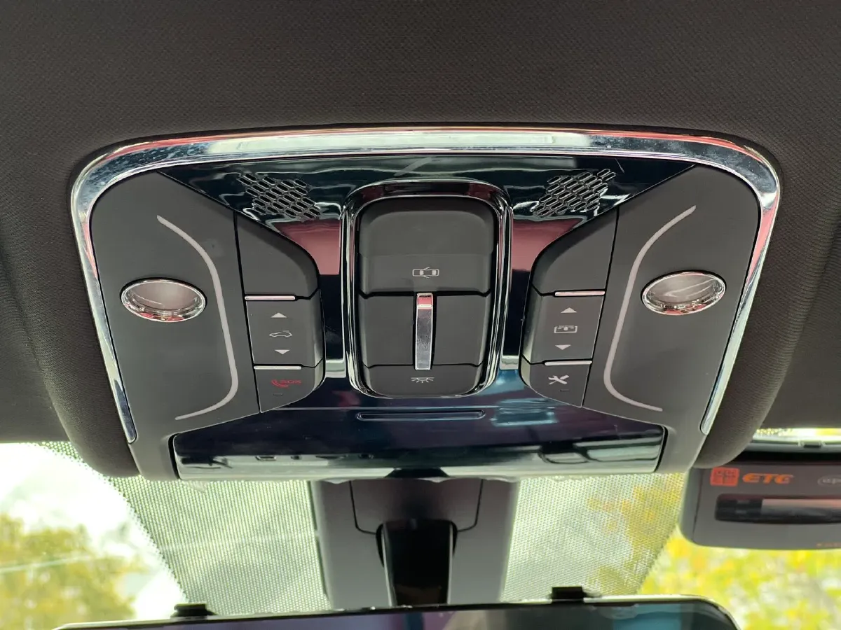 2023 Jetour X70 PRO 1.6T 197HP L4 7DCT,autocango,china used car exporter,china ev exporter,chinese used car exporter,chinese used ev exporter