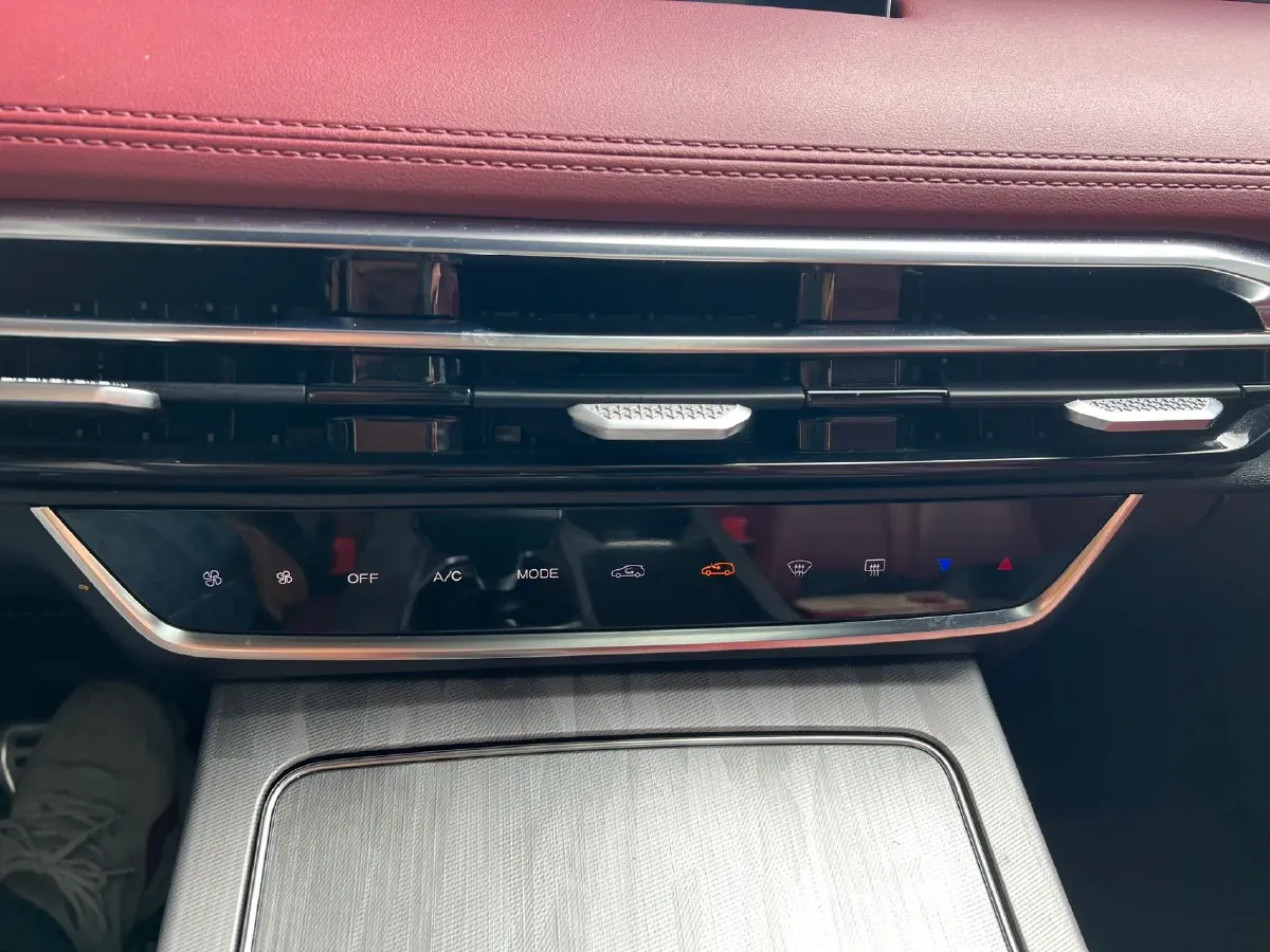 2023 Jetour X70 PRO 1.6T 197HP L4 7DCT,autocango,china used car exporter,china ev exporter,chinese used car exporter,chinese used ev exporter