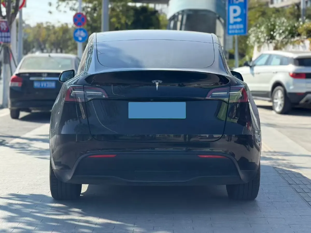2022 Tesla Model Y BEV 60KWH,autocango,china used car exporter,china ev exporter,chinese used car exporter,chinese used ev exporter