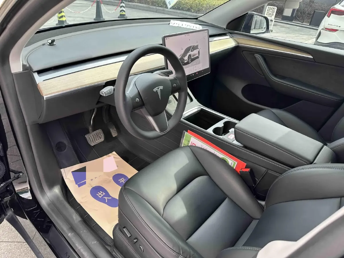 2022 Tesla Model Y BEV 60KWH,autocango,china used car exporter,china ev exporter,chinese used car exporter,chinese used ev exporter