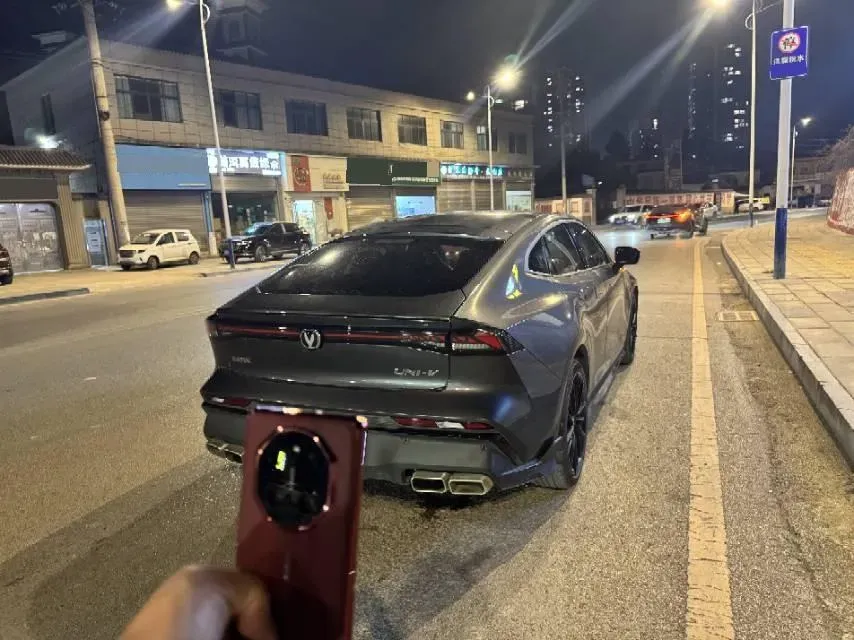 2024 ChangAn UNI-V 1.5T 188HP L4 7DCT,autocango,china used car exporter,china ev exporter,chinese used car exporter,chinese used ev exporter