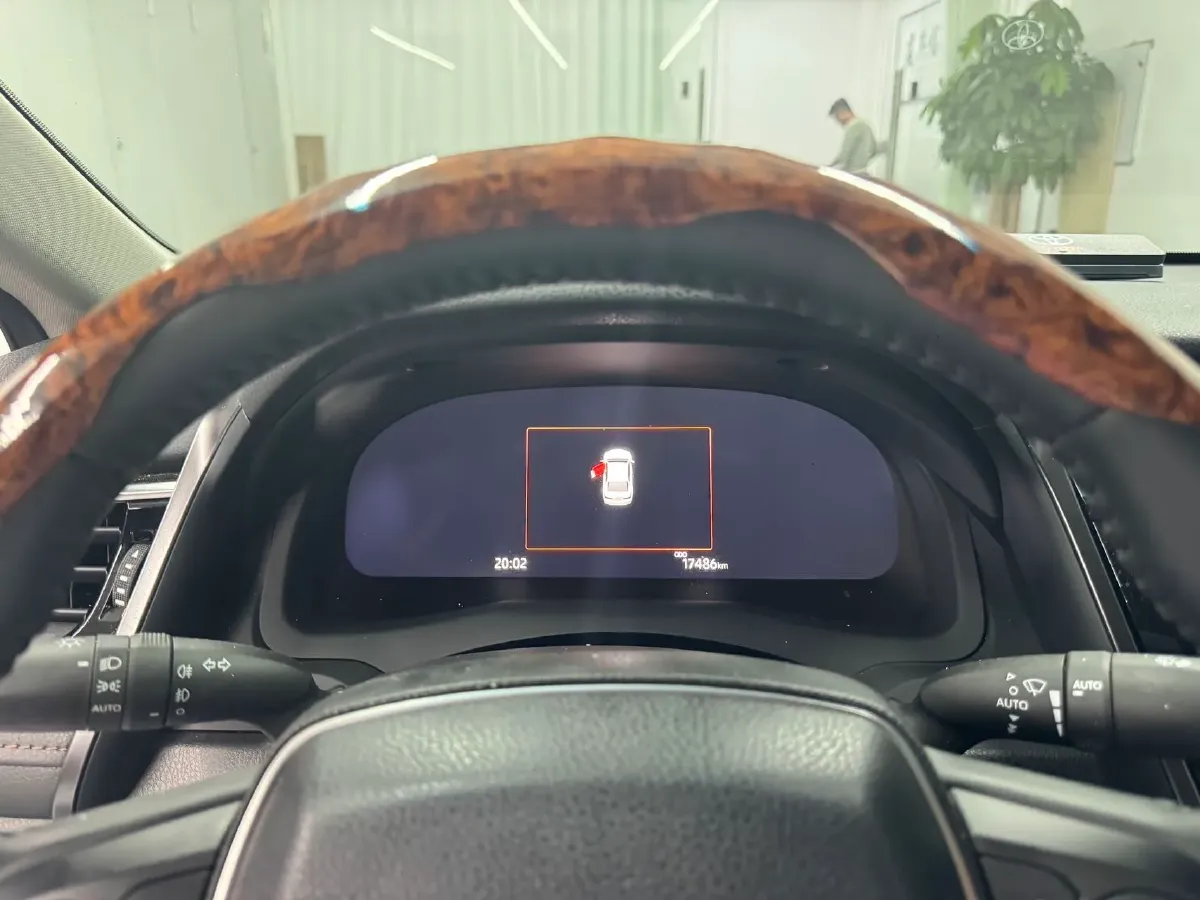 2023 Toyota Camry 2.5L 207HP L4 8AT,autocango,china used car exporter,china ev exporter,chinese used car exporter,chinese used ev exporter