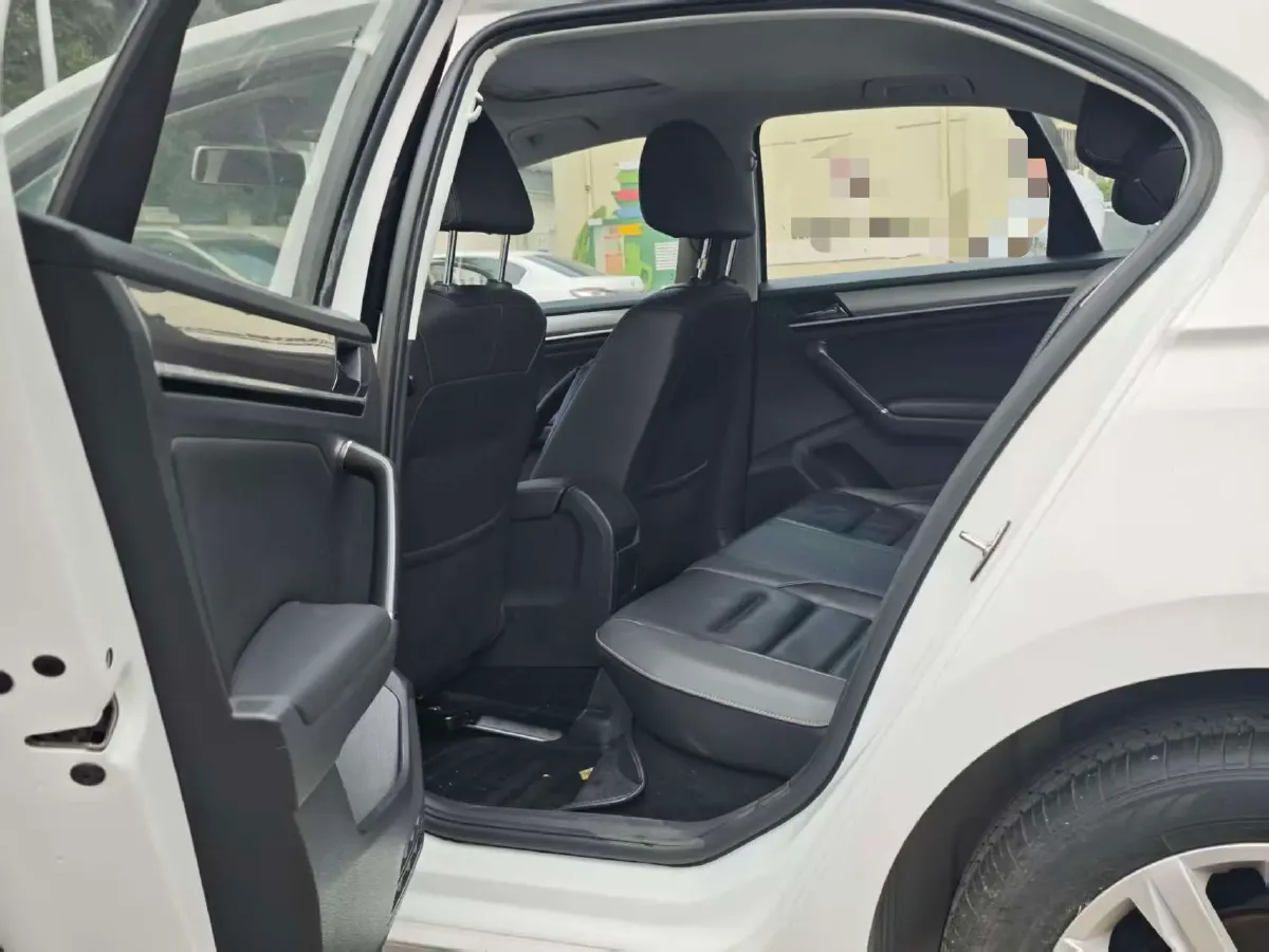 2018 Volkswagen Bora 1.5L 110HP L4 6AT,autocango,china used car exporter,china ev exporter,chinese used car exporter,chinese used ev exporter