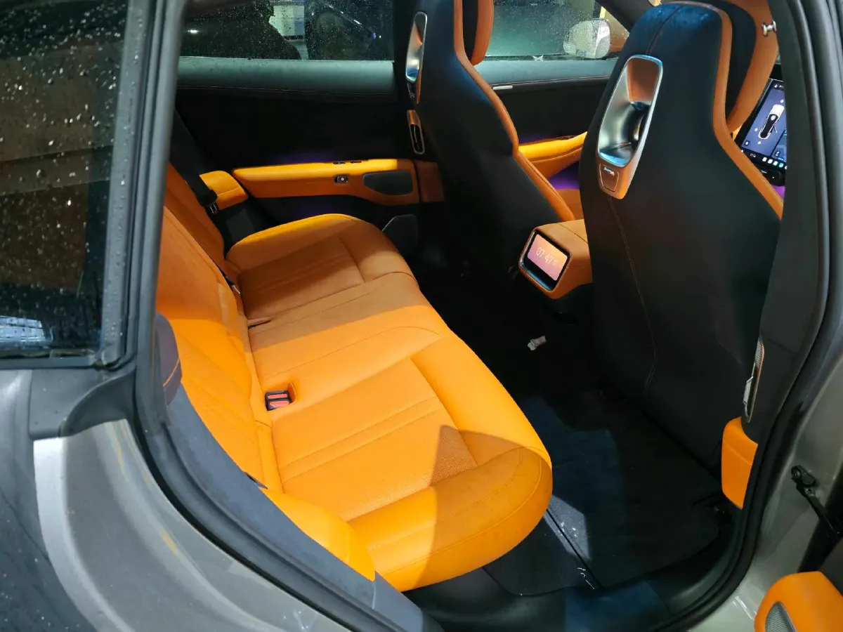 2025 MI YU7 BEV 101.7KWH,autocango,china used car exporter,china ev exporter,chinese used car exporter,chinese used ev exporter