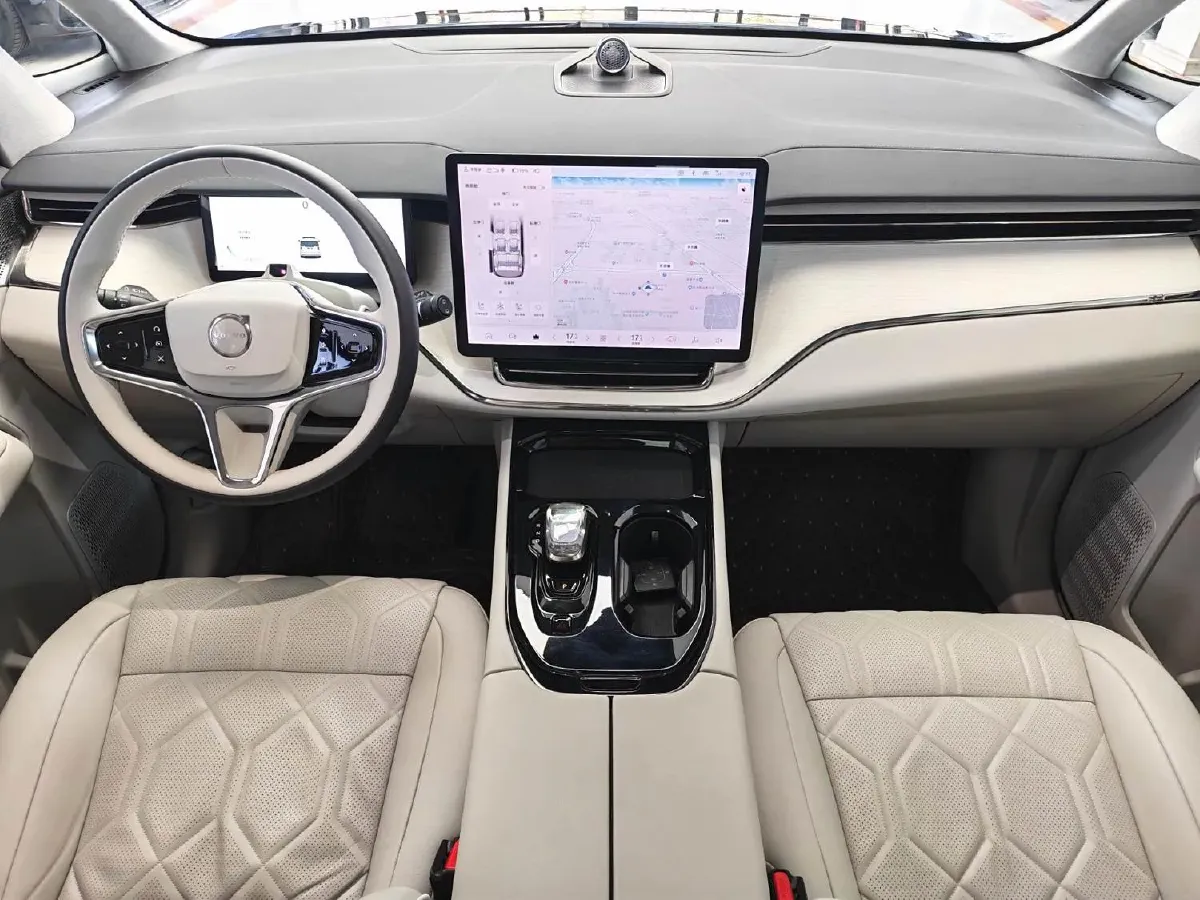 2025 Volvo EM90 BEV 116KWH,autocango,china used car exporter,china ev exporter,chinese used car exporter,chinese used ev exporter