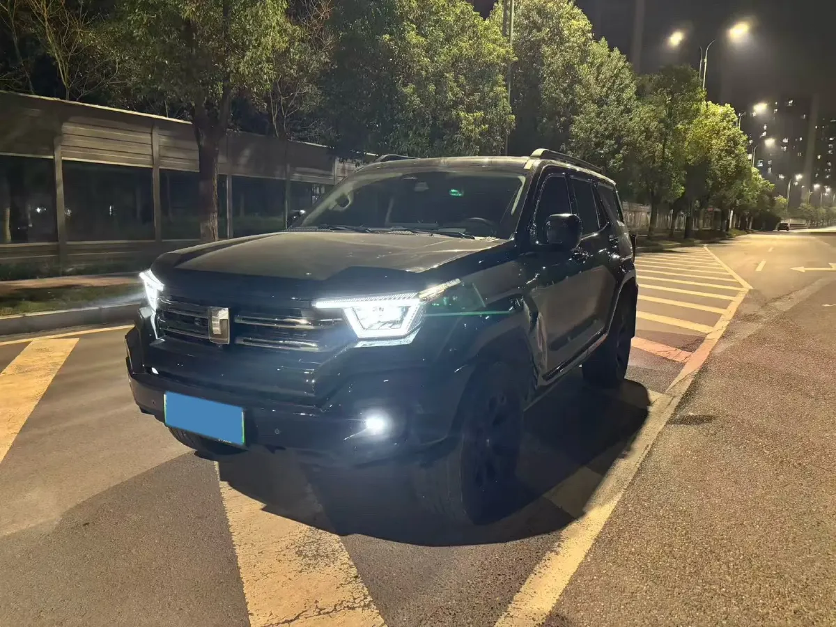 2024 Tank 400 2.0T 252HP L4 9AT PHEV 36.7/37.1KWH,autocango,china used car exporter,china ev exporter,chinese used car exporter,chinese used ev exporter