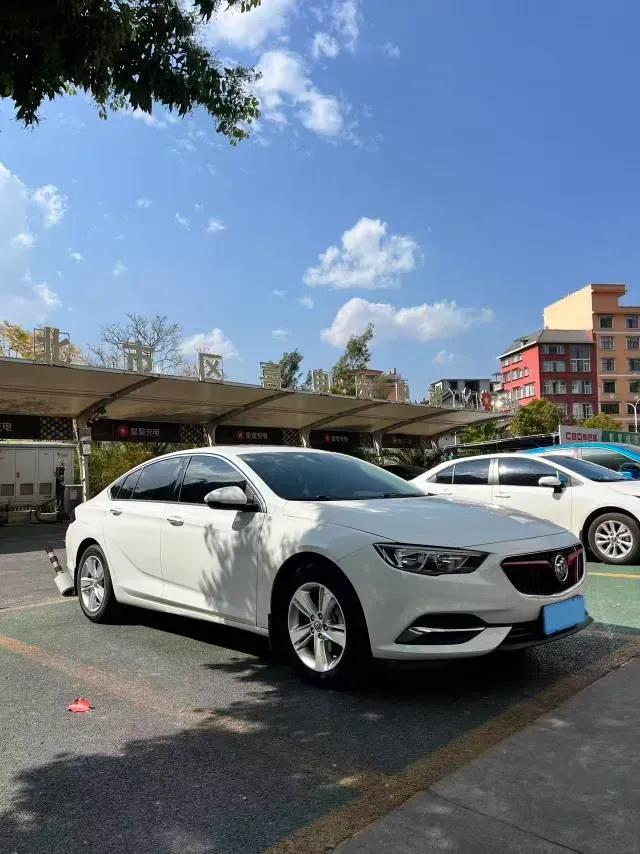 2019 Buick Regal 1.5T 170HP L4 9AT,autocango,china used car exporter,china ev exporter,chinese used car exporter,chinese used ev exporter
