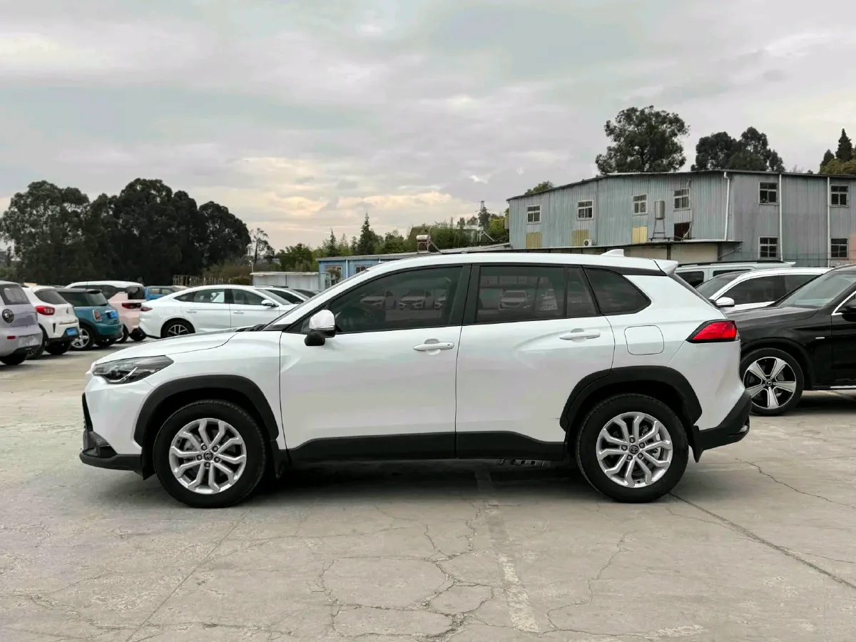 2023 Toyota Frontlander 2.0L 171HP L4 CVT,autocango,china used car exporter,china ev exporter,chinese used car exporter,chinese used ev exporter