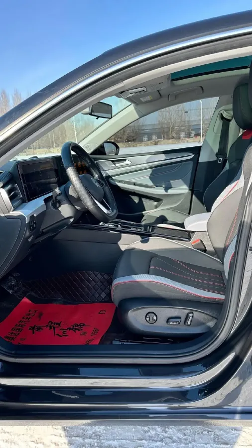 2023 Volkswagen Lamando 1.4T 150HP L4 7DCT,autocango,china used car exporter,china ev exporter,chinese used car exporter,chinese used ev exporter