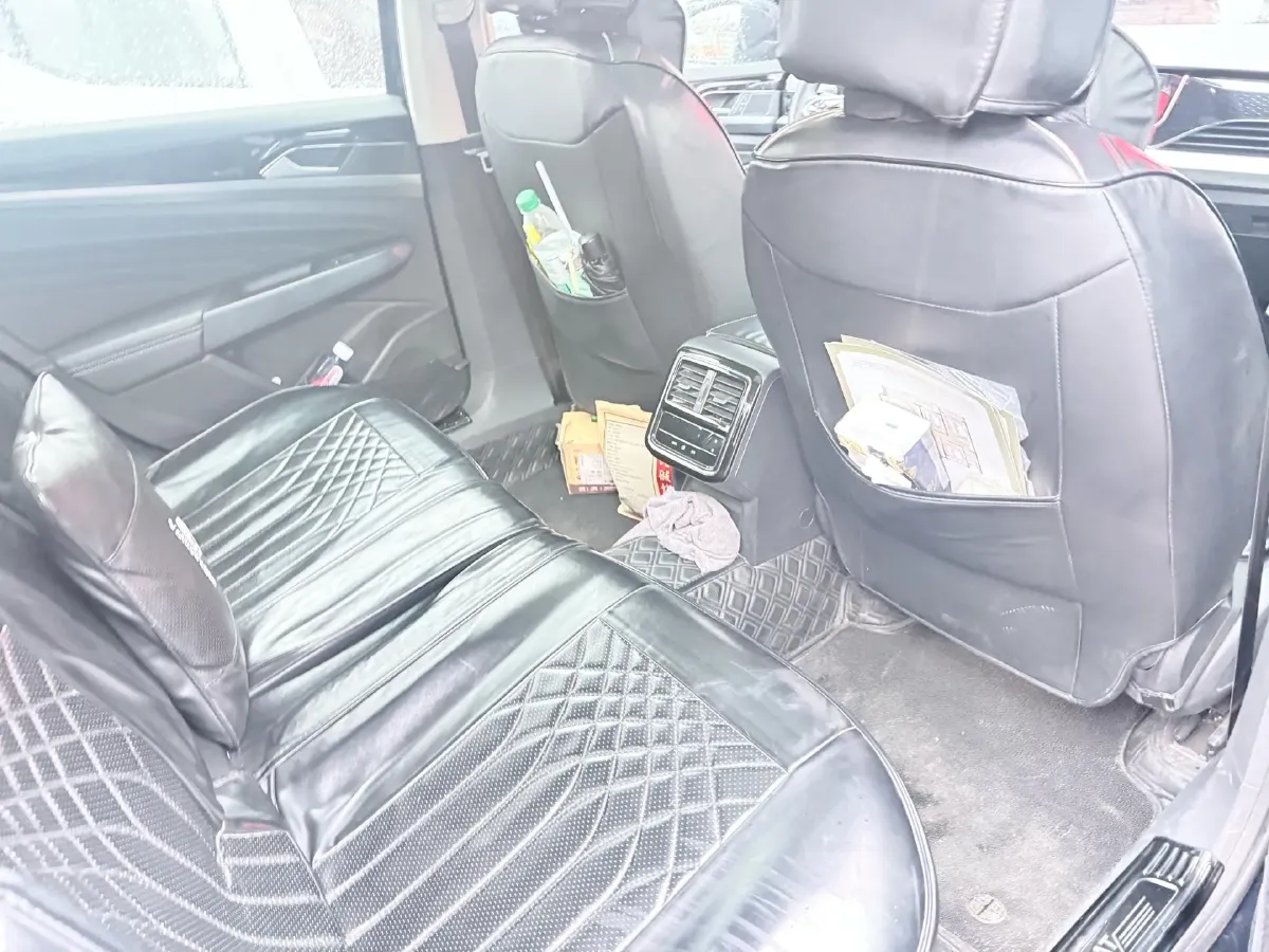 2024 Volkswagen Passat 2.0T 220HP L4 7DCT,autocango,china used car exporter,china ev exporter,chinese used car exporter,chinese used ev exporter