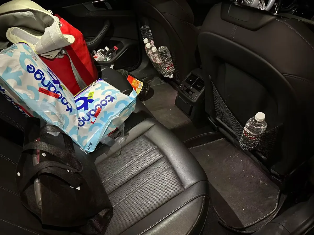 2024 Audi A4L 2.0T 190HP L4 7DCT,autocango,china used car exporter,china ev exporter,chinese used car exporter,chinese used ev exporter