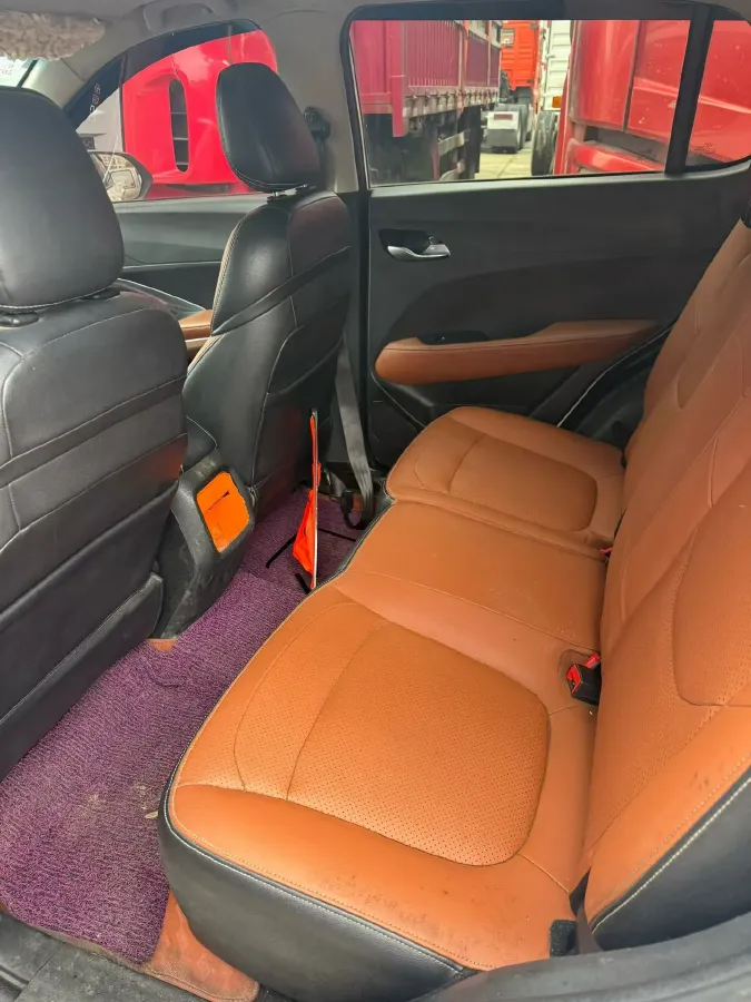 2018 BaoJun 530 1.5T 150HP L4 6MT,autocango,china used car exporter,china ev exporter,chinese used car exporter,chinese used ev exporter