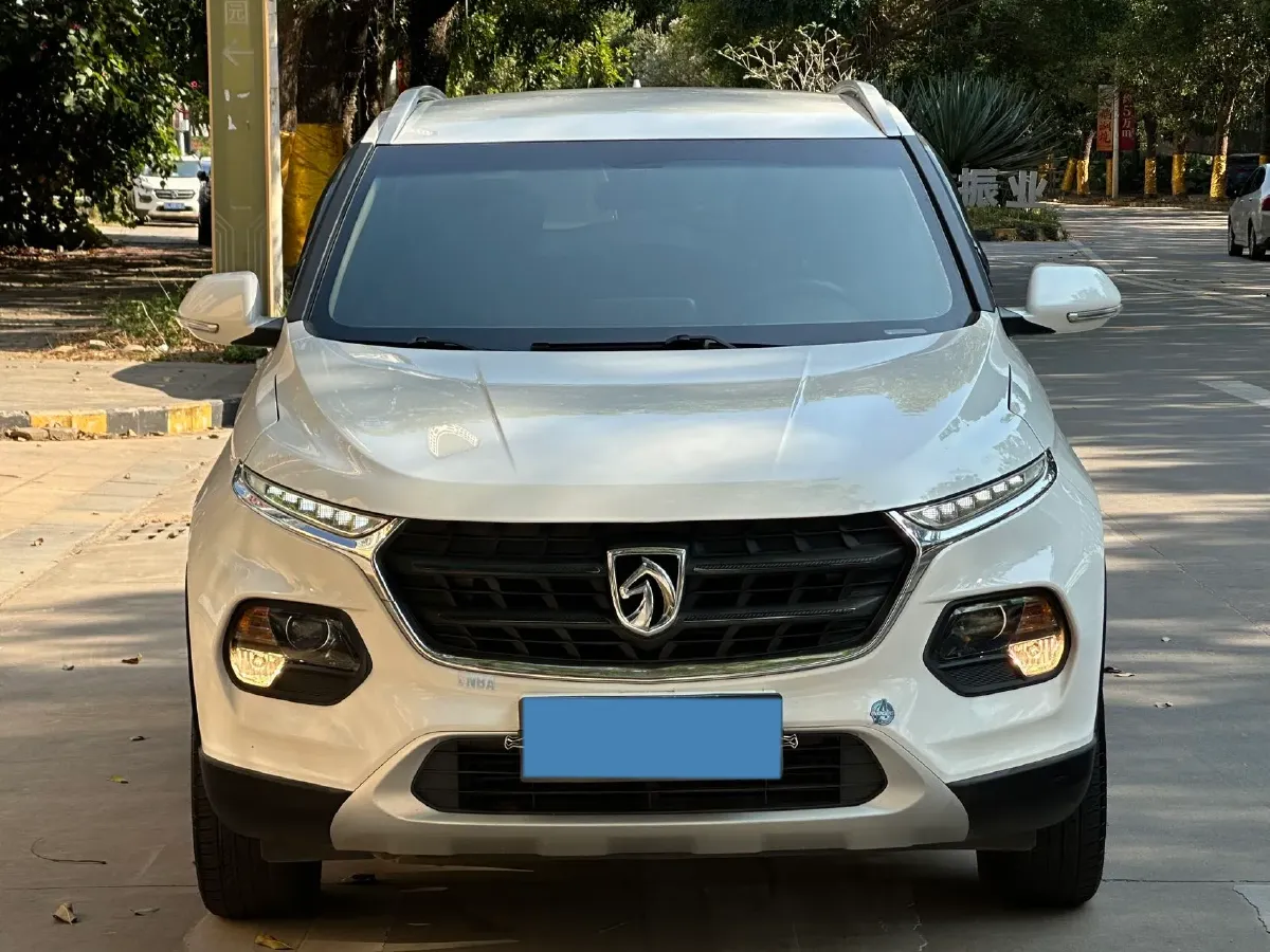 2018 KaiYi E3 1.6L 110HP L4 5MT,autocango,china used car exporter,china ev exporter,chinese used car exporter,chinese used ev exporter