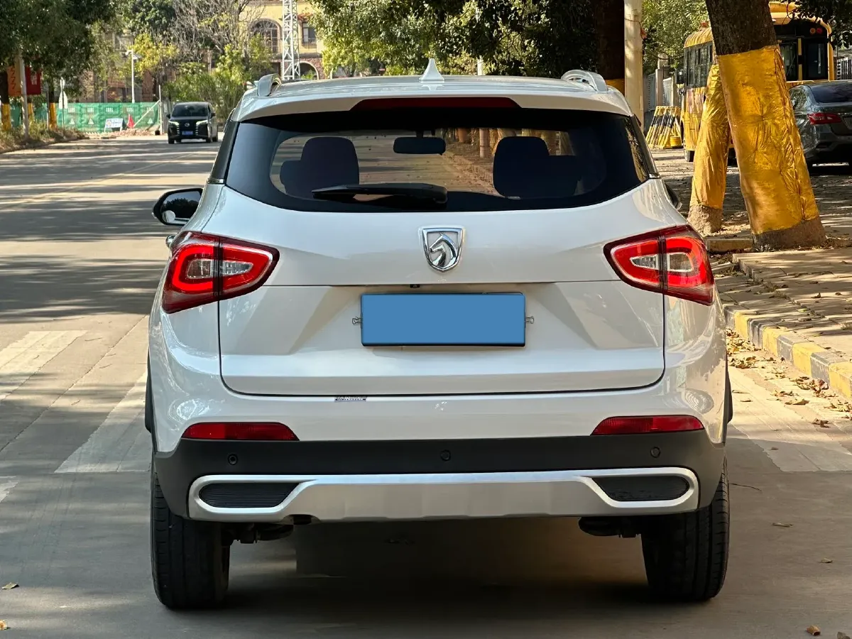 2018 KaiYi E3 1.6L 110HP L4 5MT,autocango,china used car exporter,china ev exporter,chinese used car exporter,chinese used ev exporter