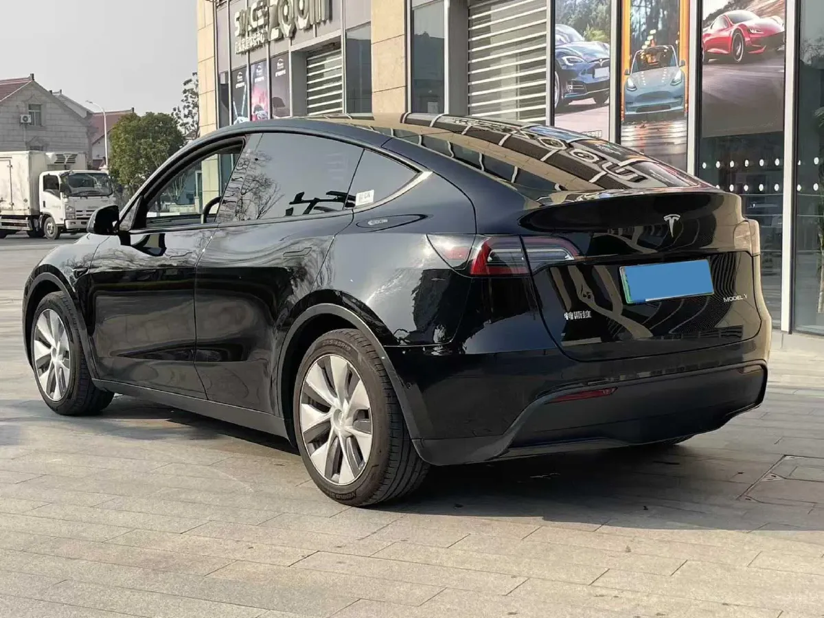 2022 Tesla Model Y BEV 60KWH,autocango,china used car exporter,china ev exporter,chinese used car exporter,chinese used ev exporter