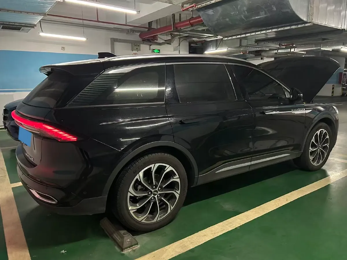 2023 Lincoln Nautilus 2.0T 261HP L4 8AT,autocango,china used car exporter,china ev exporter,chinese used car exporter,chinese used ev exporter