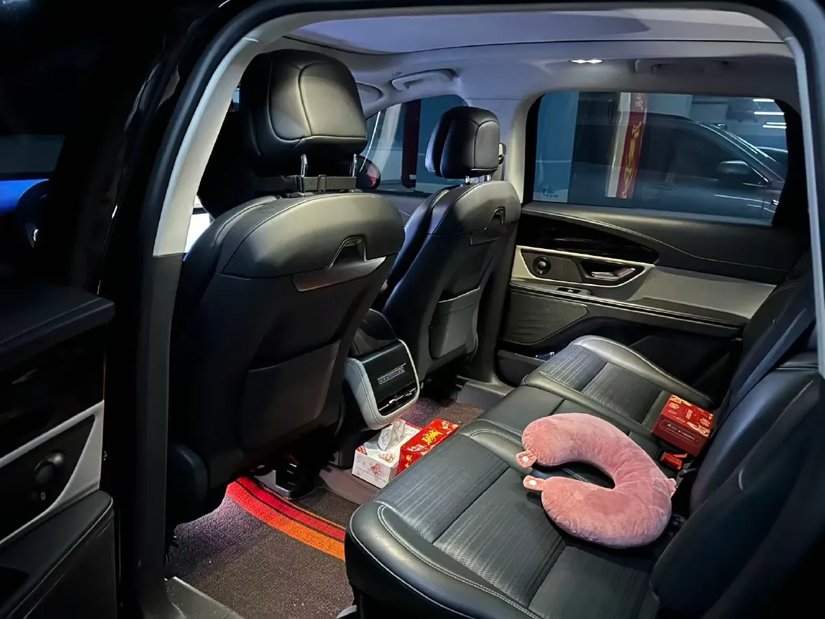 2023 Lincoln Nautilus 2.0T 261HP L4 8AT,autocango,china used car exporter,china ev exporter,chinese used car exporter,chinese used ev exporter