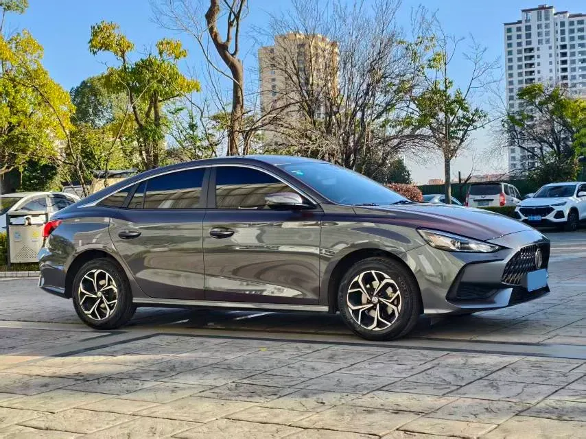 2023 MG 5 1.5L 129HP L4 5MT,autocango,china used car exporter,china ev exporter,chinese used car exporter,chinese used ev exporter