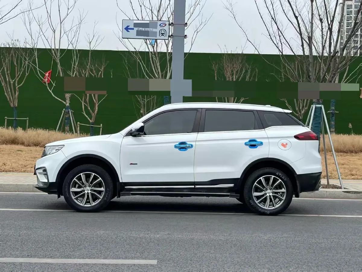 2020 Roewe i6 1.5T 169HP L4 7DCT,autocango,china used car exporter,china ev exporter,chinese used car exporter,chinese used ev exporter