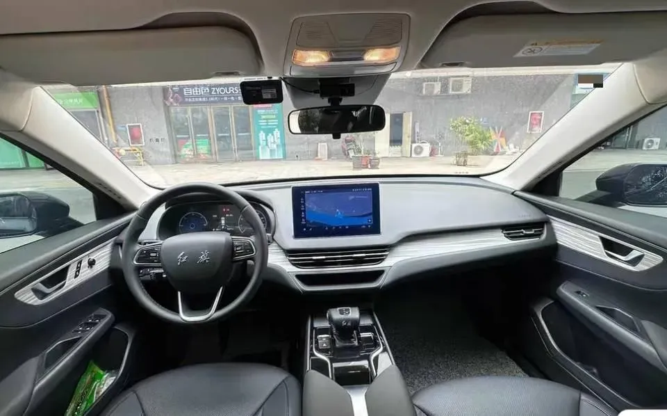 2024 HongQi E-QM5 BEV 72KWH,autocango,china used car exporter,china ev exporter,chinese used car exporter,chinese used ev exporter