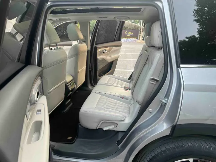 2022 GAC Trumpchi GS8 2.0T 252HP L4 8AT,autocango,china used car exporter,china ev exporter,chinese used car exporter,chinese used ev exporter