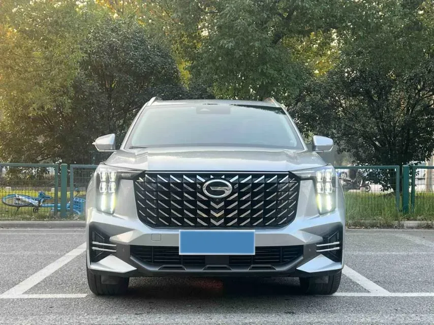 2022 GAC Trumpchi GS8 2.0T 252HP L4 8AT,autocango,china used car exporter,china ev exporter,chinese used car exporter,chinese used ev exporter