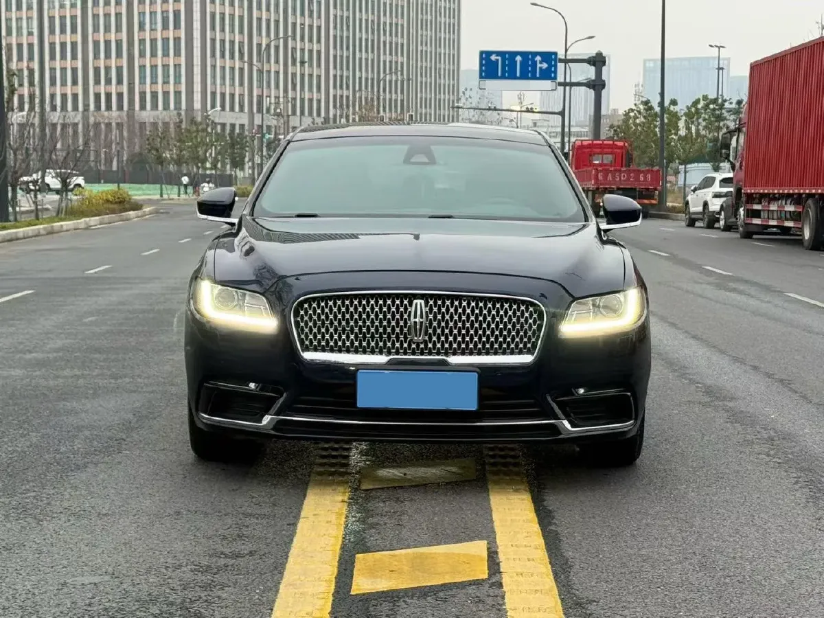 2017 Lincoln Continental 2.0T 261HP L4 6AT,autocango,china used car exporter,china ev exporter,chinese used car exporter,chinese used ev exporter