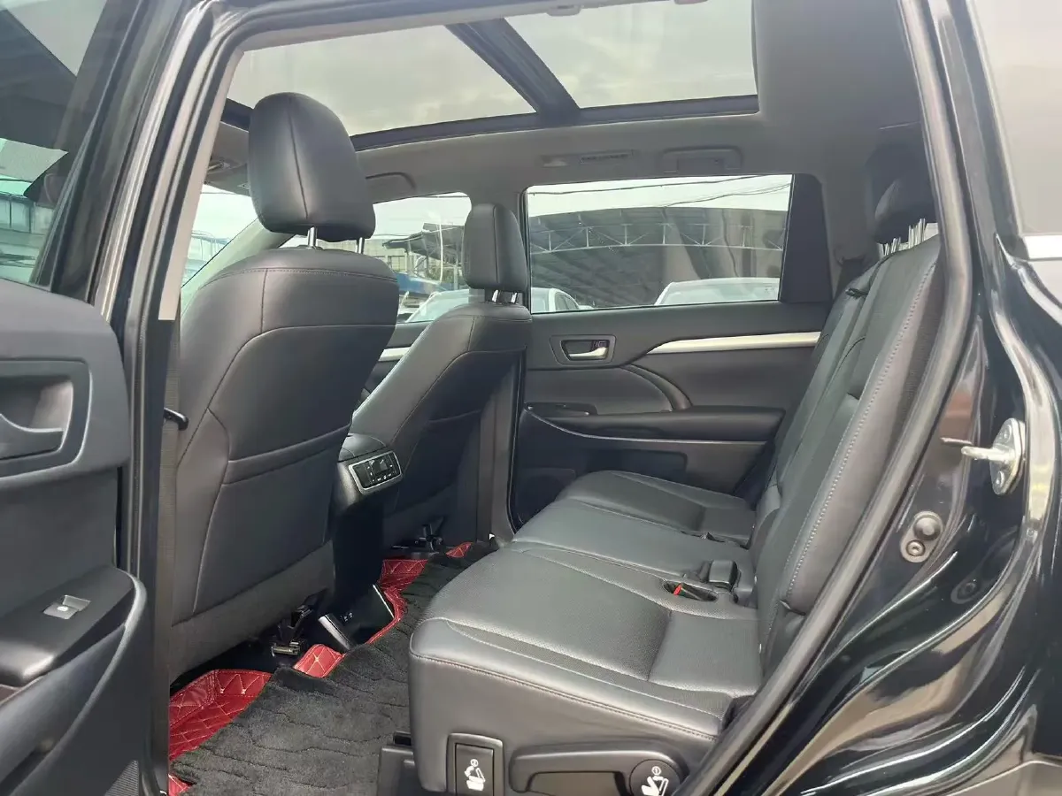 2019 Lincoln MKC 2.0T 203HP L4 6AT,autocango,china used car exporter,china ev exporter,chinese used car exporter,chinese used ev exporter