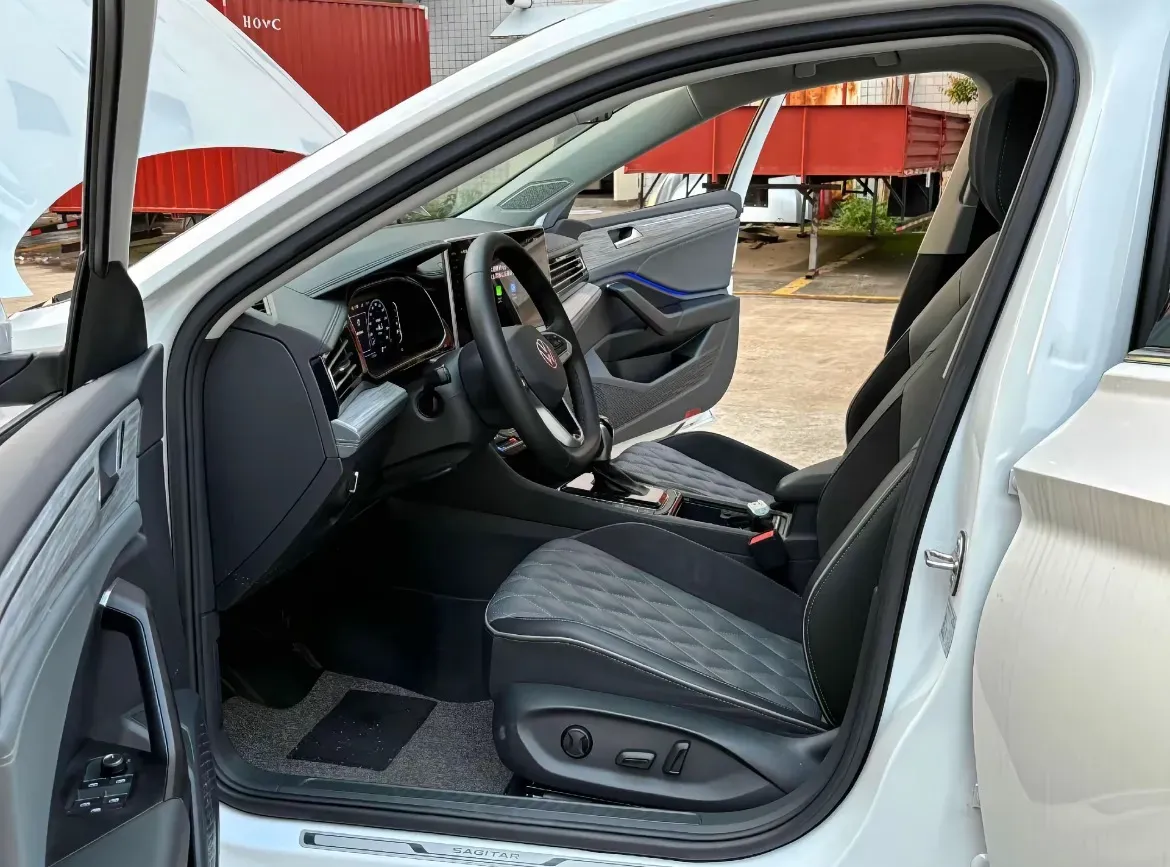 2023 Volkswagen Sagitar 1.5T 160HP L4 7DCT,autocango,china used car exporter,china ev exporter,chinese used car exporter,chinese used ev exporter
