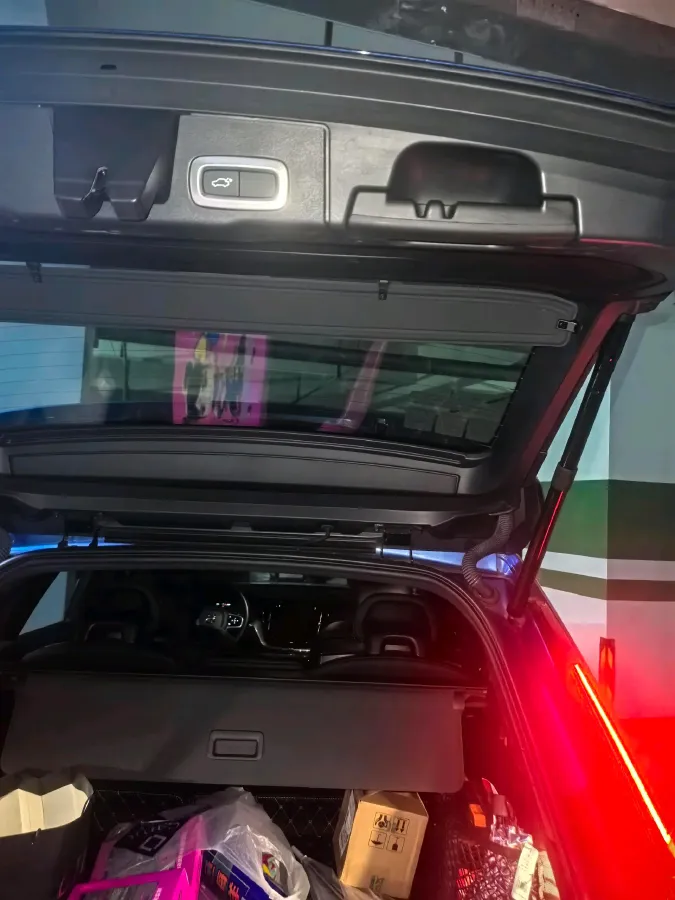 2019 Jeep Wrangler 2.0T 266HP L4 8AT,autocango,china used car exporter,china ev exporter,chinese used car exporter,chinese used ev exporter