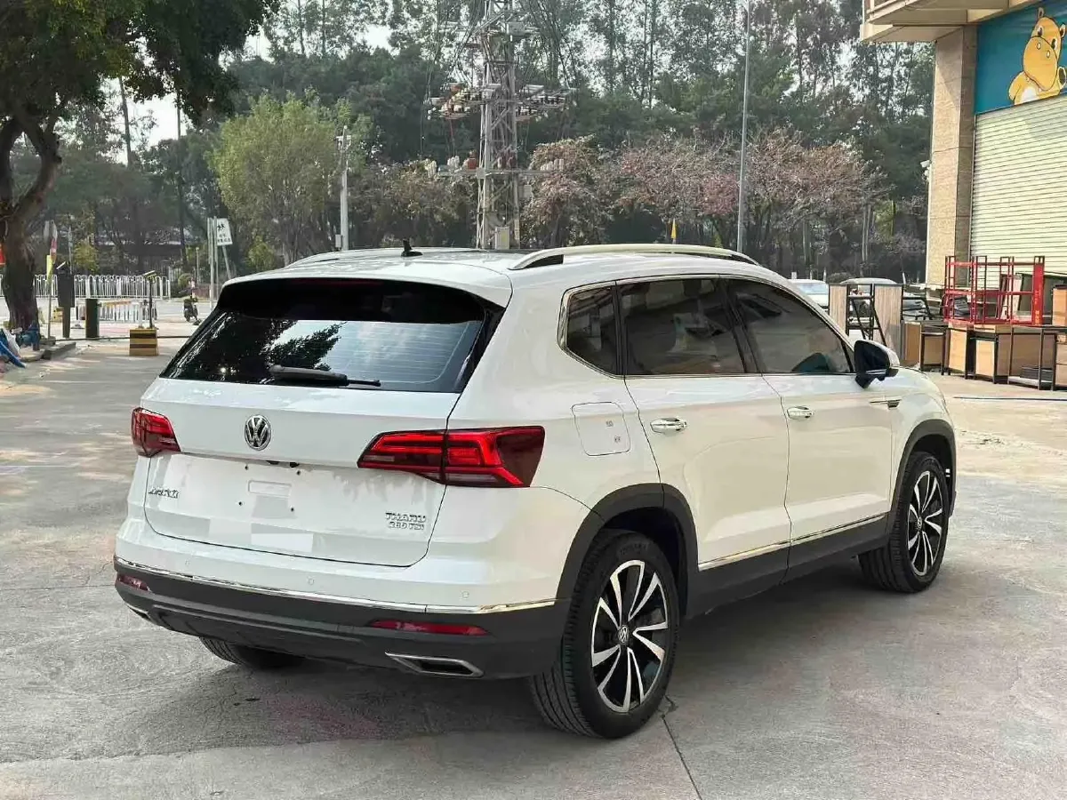 2019 MINI MINI 1.5T 102HP L3 7DCT,autocango,china used car exporter,china ev exporter,chinese used car exporter,chinese used ev exporter