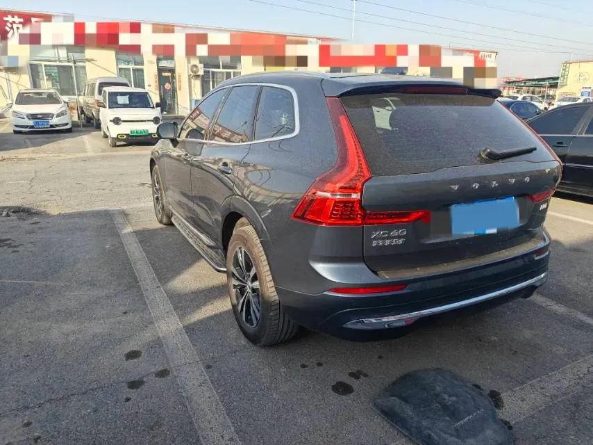 2024 Volvo XC60 2.0T 250HP L4 8AT,autocango,china used car exporter,china ev exporter,chinese used car exporter,chinese used ev exporter
