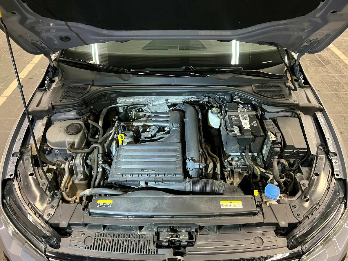 2023 Volkswagen Golf 1.4T 150HP L4 7DCT,autocango,china used car exporter,china ev exporter,chinese used car exporter,chinese used ev exporter