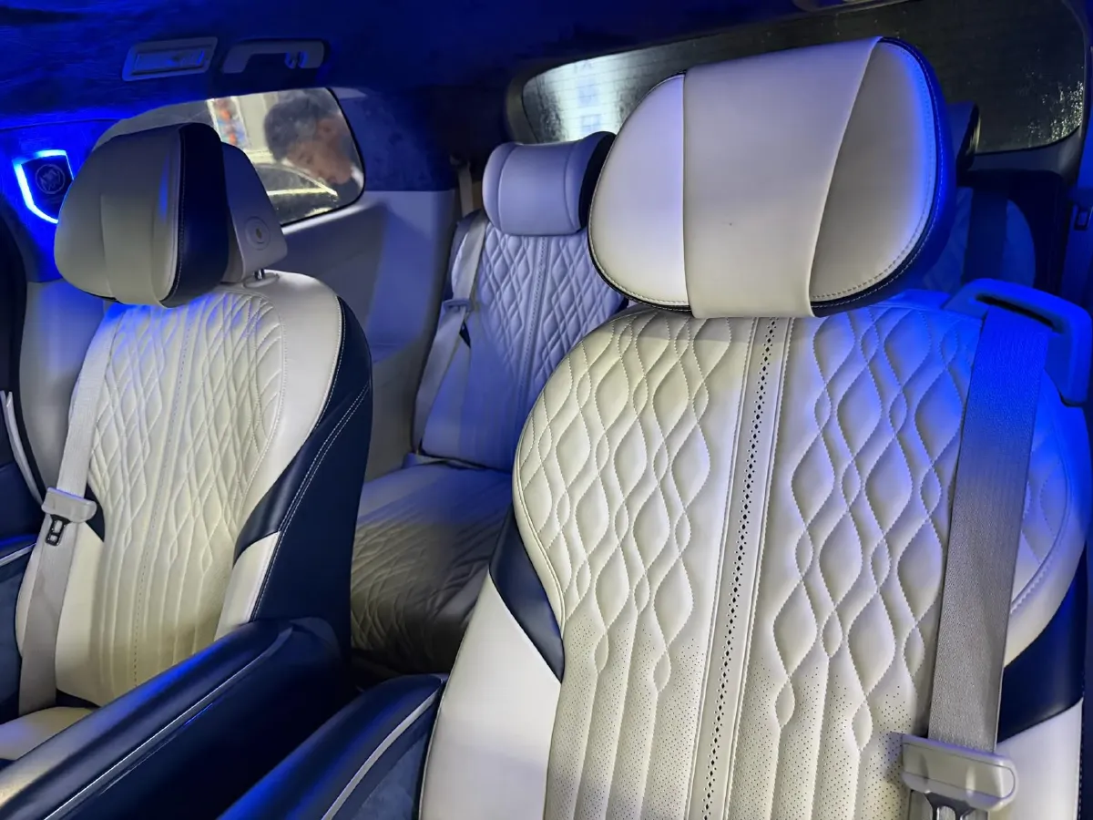 2020 Buick GL8 2.0T 237HP L4 9AT,autocango,china used car exporter,china ev exporter,chinese used car exporter,chinese used ev exporter