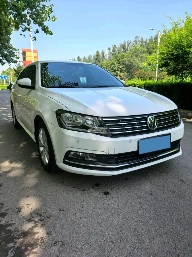 2017 Volkswagen Lavida 1.4T 131HP L4 7DCT,autocango,china used car exporter,china ev exporter,chinese used car exporter,chinese used ev exporter