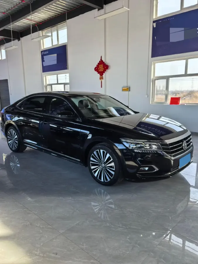 2019 Volvo V40 1.5T 152HP L4 6AT,autocango,china used car exporter,china ev exporter,chinese used car exporter,chinese used ev exporter