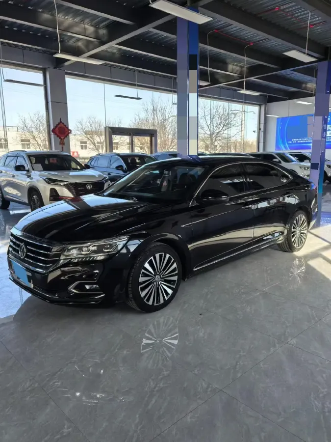 2019 Volvo V40 1.5T 152HP L4 6AT,autocango,china used car exporter,china ev exporter,chinese used car exporter,chinese used ev exporter